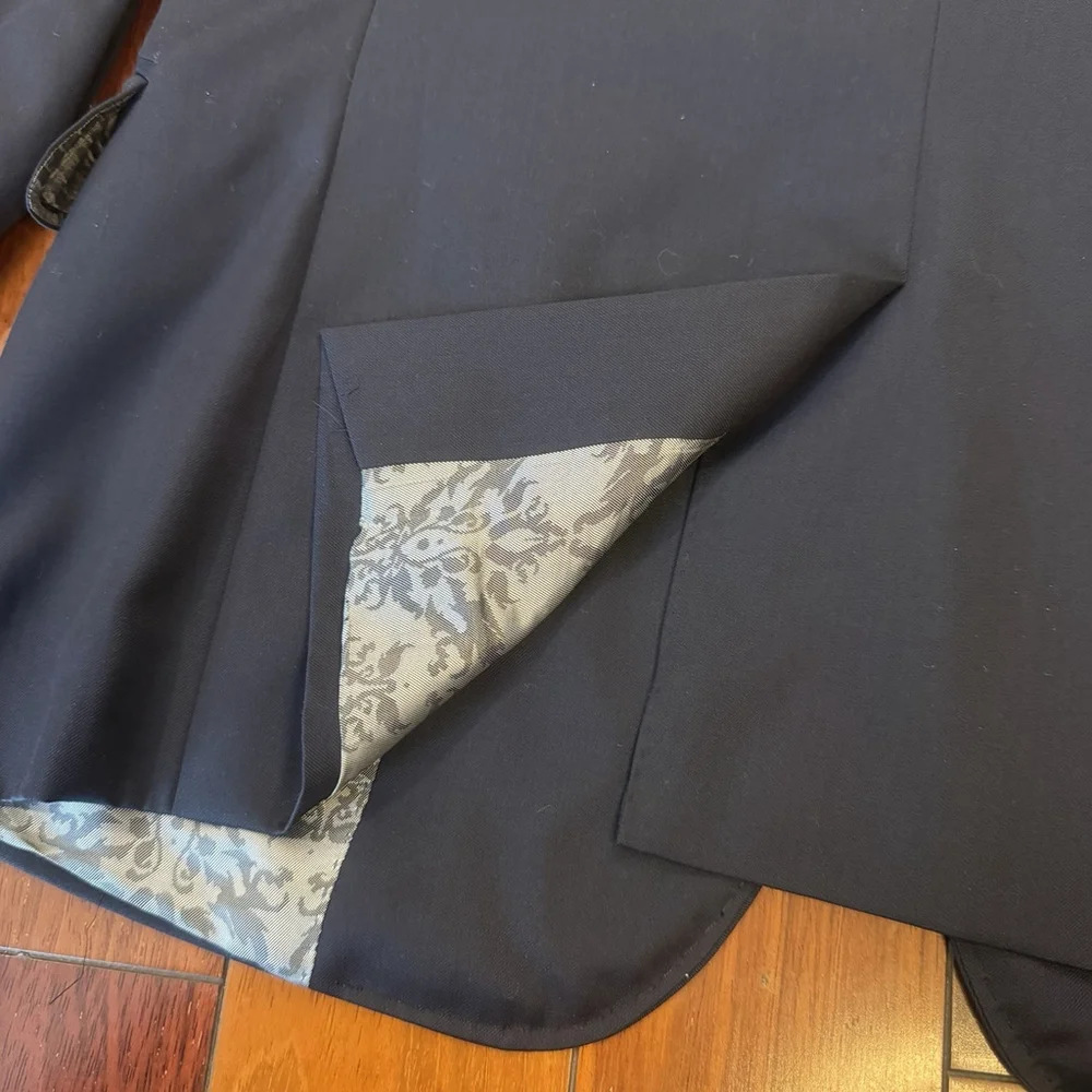 Ted Baker London Designer Wool Blazer 40R Navy Paisley Lining Ticket Pocket Vent